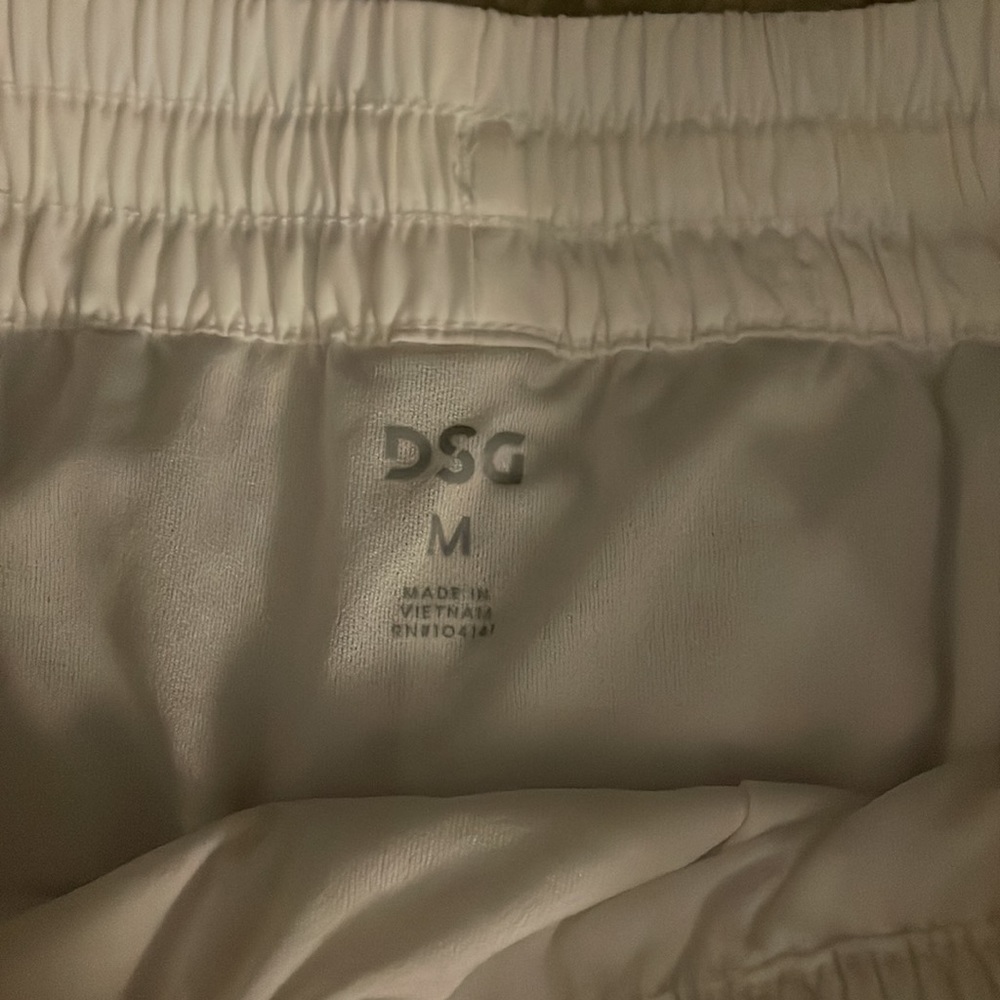 white shorts - Picture 2 of 2
